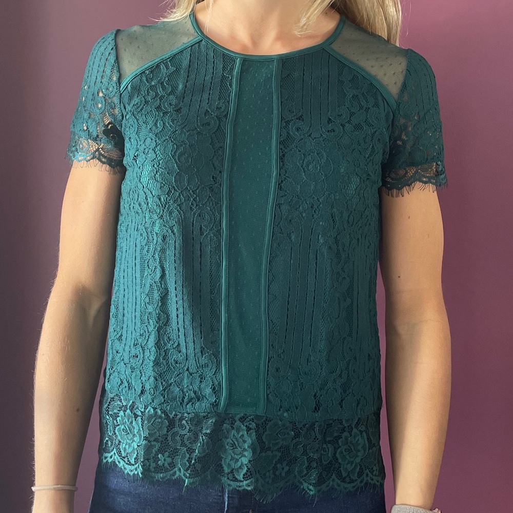 EXPRESS Green Lace Party Top